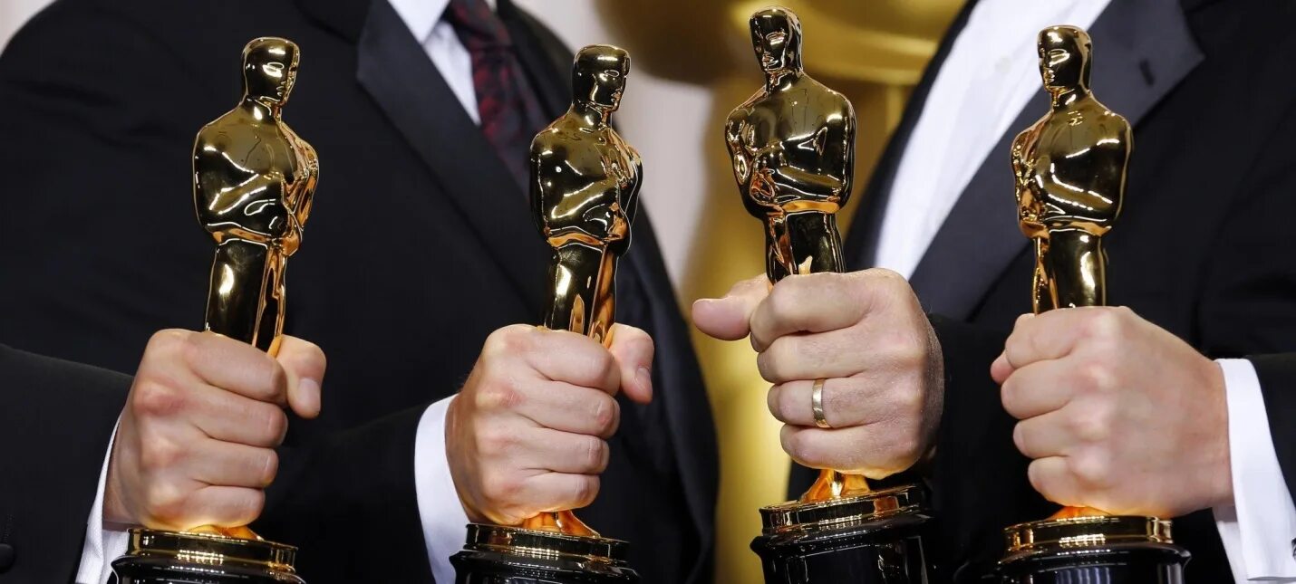 Оскар 2022 статуэтка. Оскар 2023 номинанты. Вручение Оскара 2022.