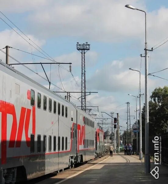 Inside Russian Railways Double-Deck Business Class and Sleeping Car двухэтажный 