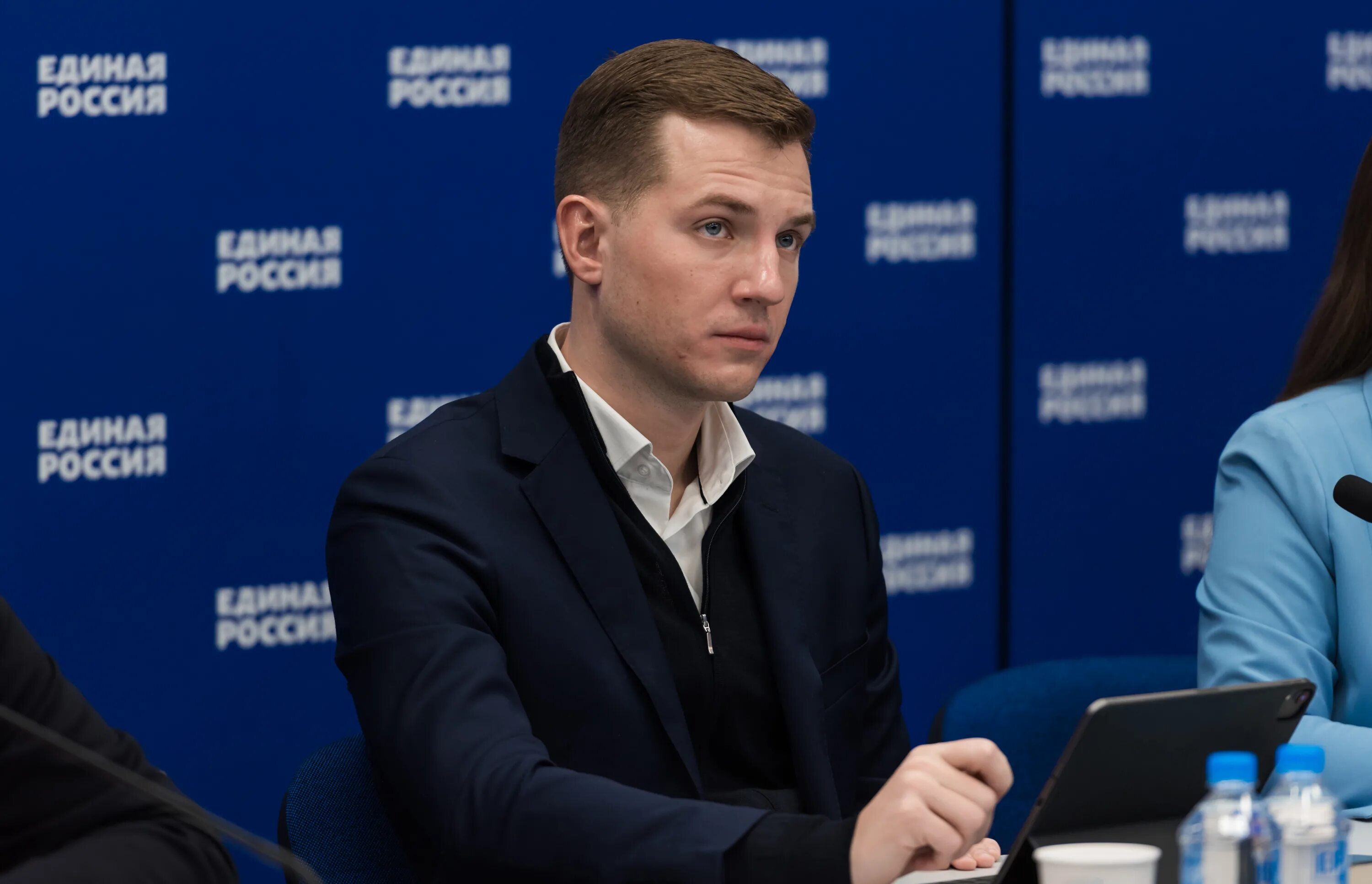 Метелев госдума. Метелев молодежная политика. Метелев молодежная политика. Метелев молодежная политика. Метелев депутат госдумы.