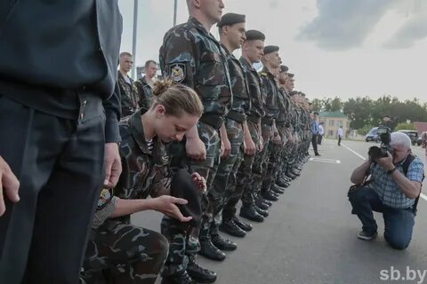 Берет омон