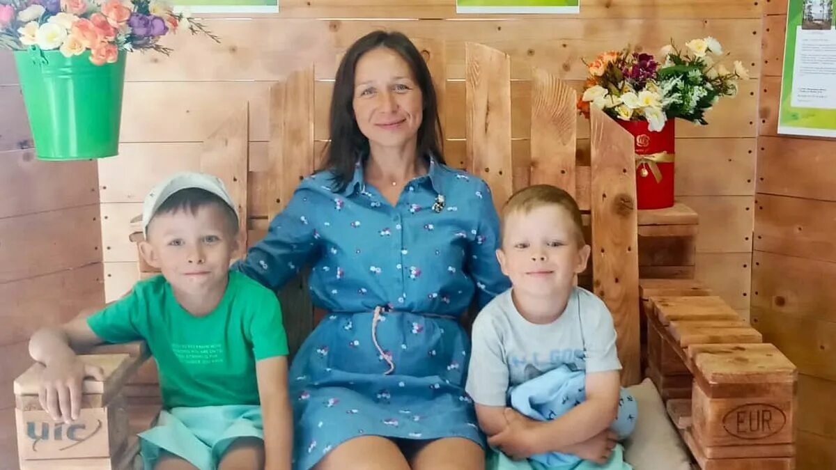 Женщина убившая 2 детей. Мать двоих детей покончила с собой. Женщина убившая 2 детей. Женщина убившая 2 детей. Женщины в сизо.