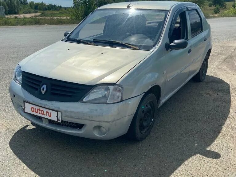 Купить б/у Renault Megane II 1.6 MT (115 л.с.) бензин механика в Москве: бежевый
