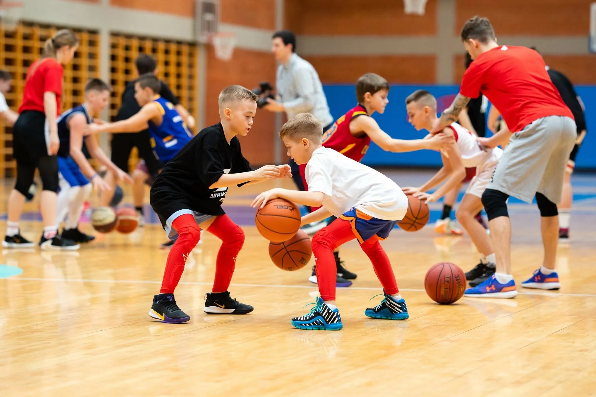 Дом баскетбола. Citadel summer camp basketball. Баскетбольный лагерь для детей. Гюнтер кэмп баскетбол. Basketball camp.