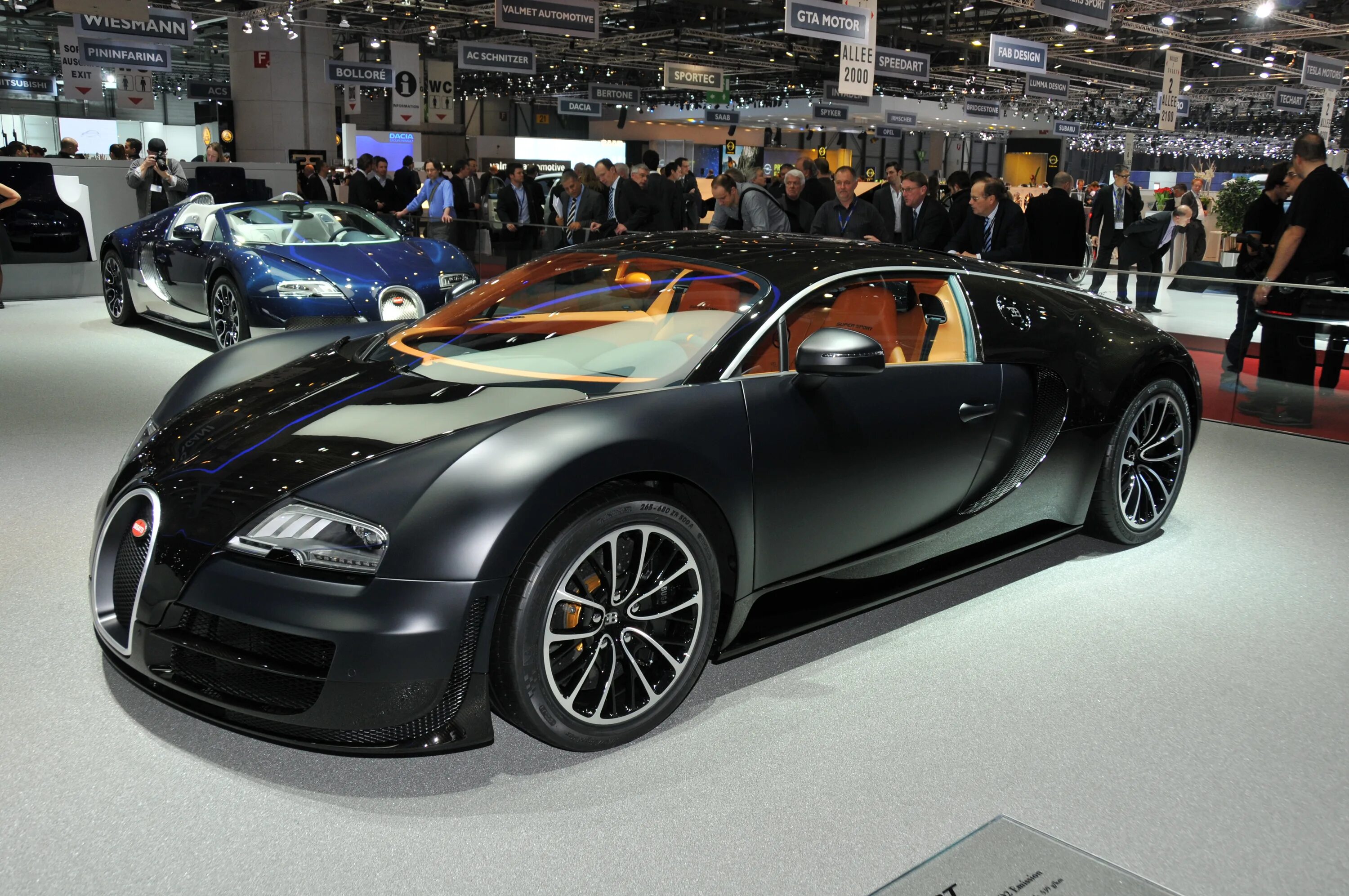 Сколько лошадиных сил в бугатти. Бугатти Вейрон супер спорт. Bugatti Veyron 2005. Бугатти Вейрон 2021. Bugatti Veyron super Sport 2022.