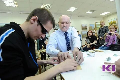 Участник ряд