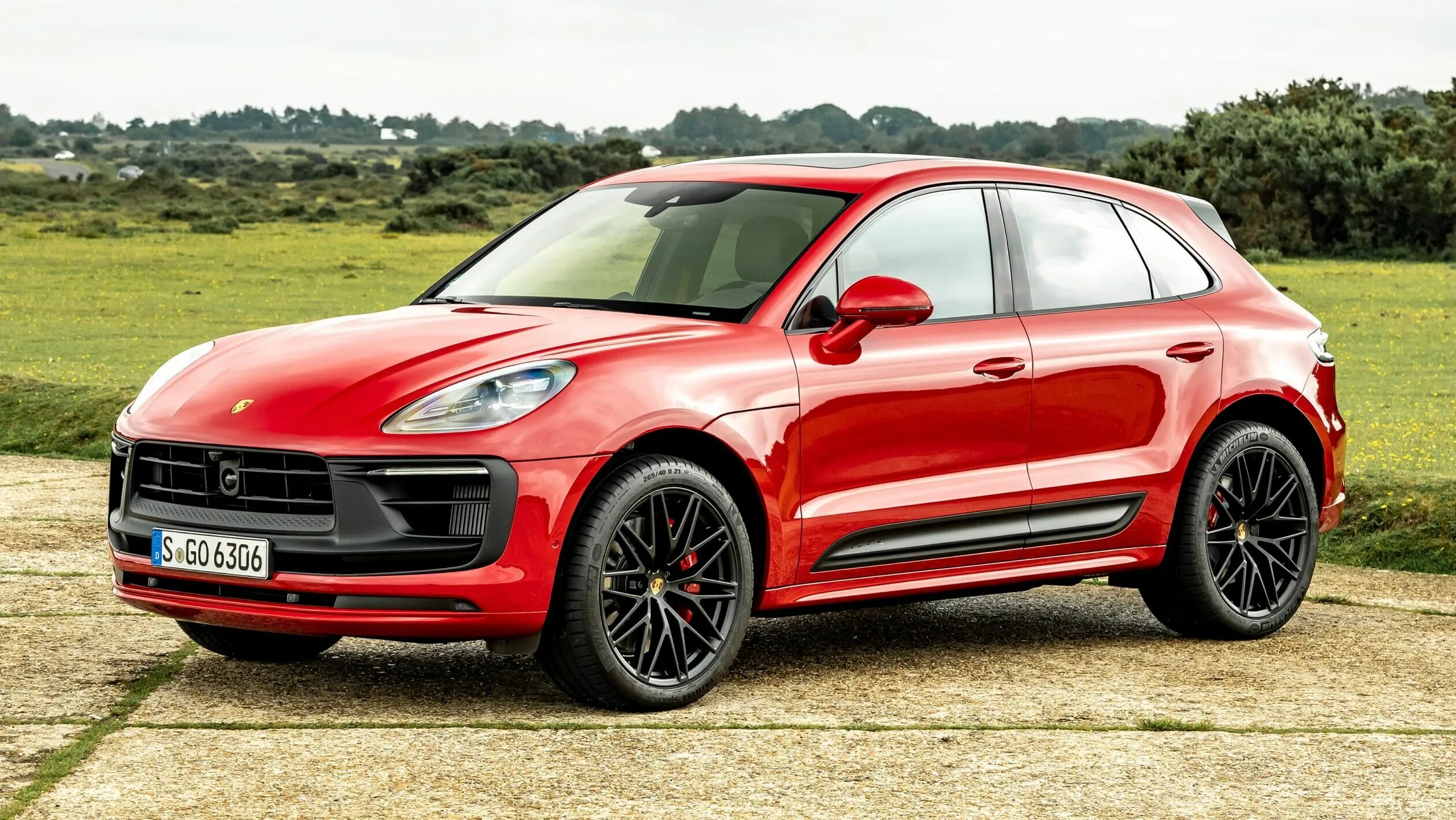 Amore макан. Porsche Macan GTS 2021. Porsche Macan GTS 2022. Порше Макан 2021. Макан GTS 2021.