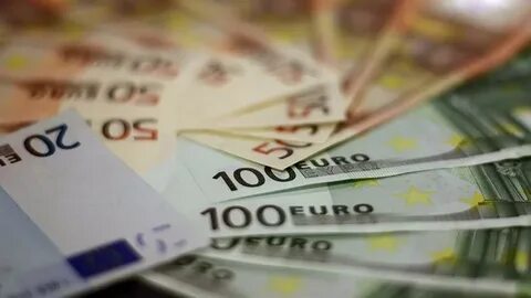 1200 евро в рублях на сегодня сколько