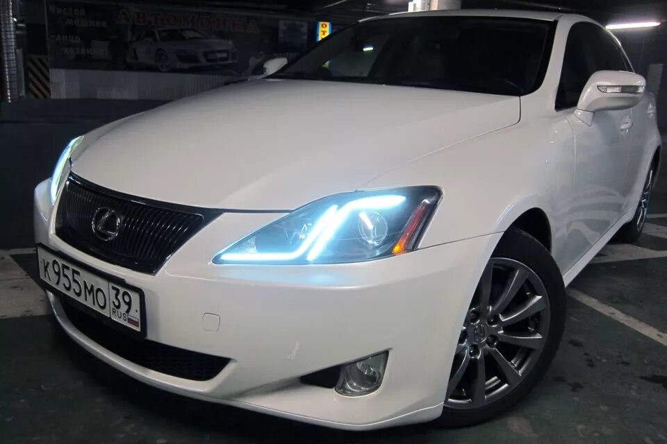 Ис 250 фара. Оптика Лексус ИС 250. Фары Lexus is 250. Фары Лексус ИС 250. Фары vland Lexus is 250.