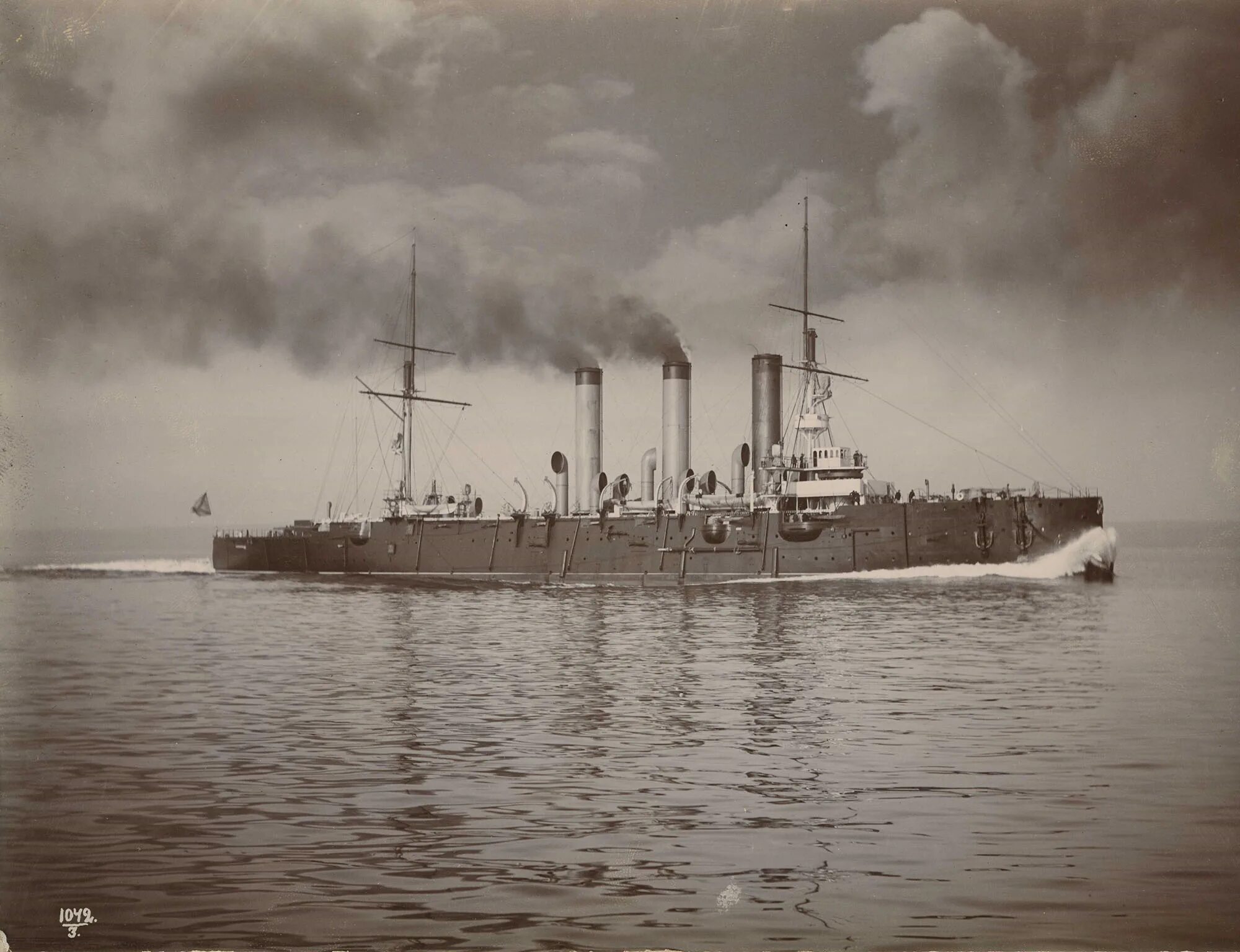 Броненосный крейсер Паллада. Крейсер Паллада 1914. Паллада броненосный крейсер 1907. Броненосный крейсер Паллада 1914 год.