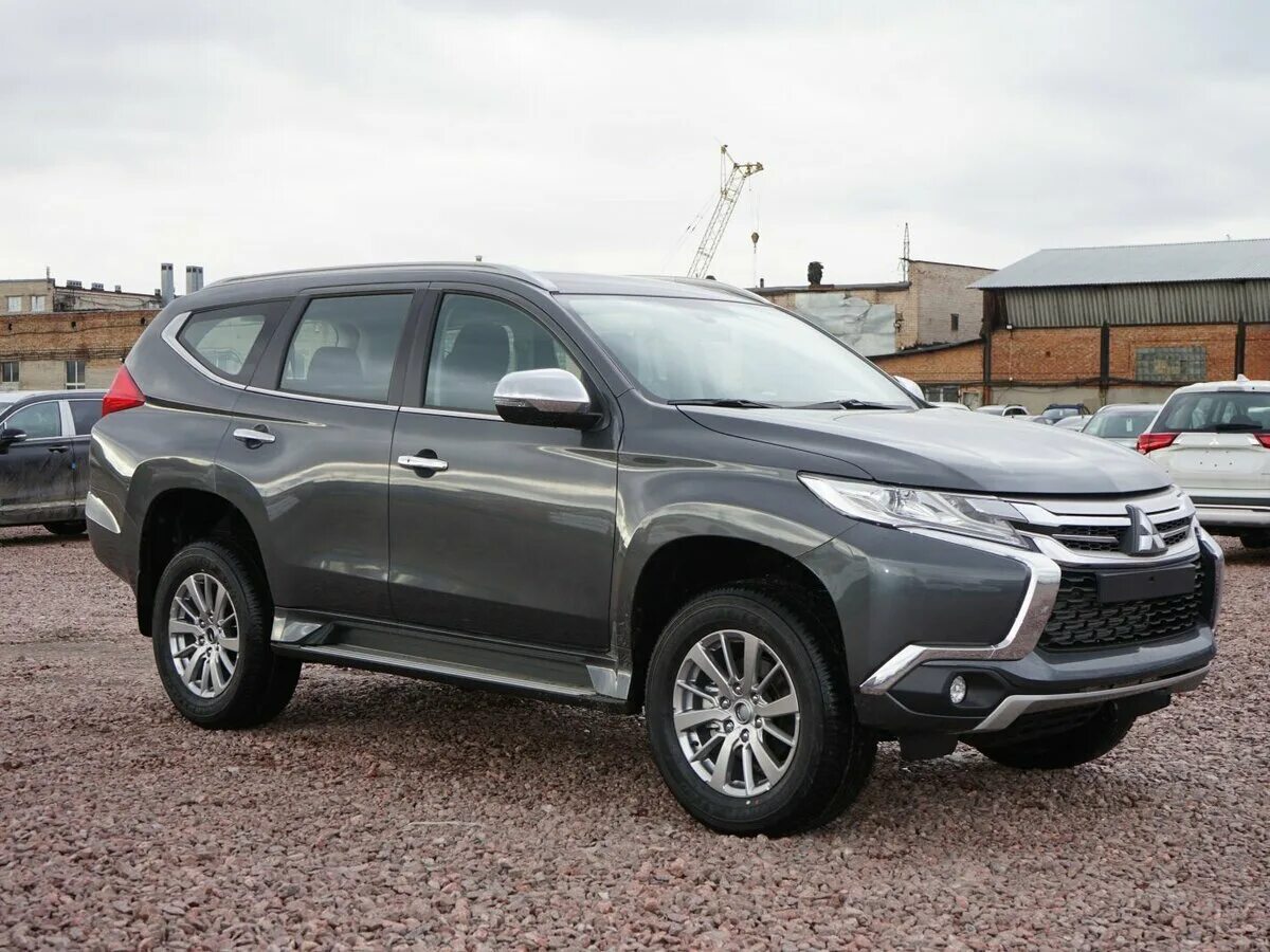 Mitsubishi Pajero Sport 2019. Pajero Sport 3 2019 серый. Мицубиси Паджеро спорт 2019 года. Паджеро спорт 2019 Рестайлинг. Mitsubishi pajero 2019