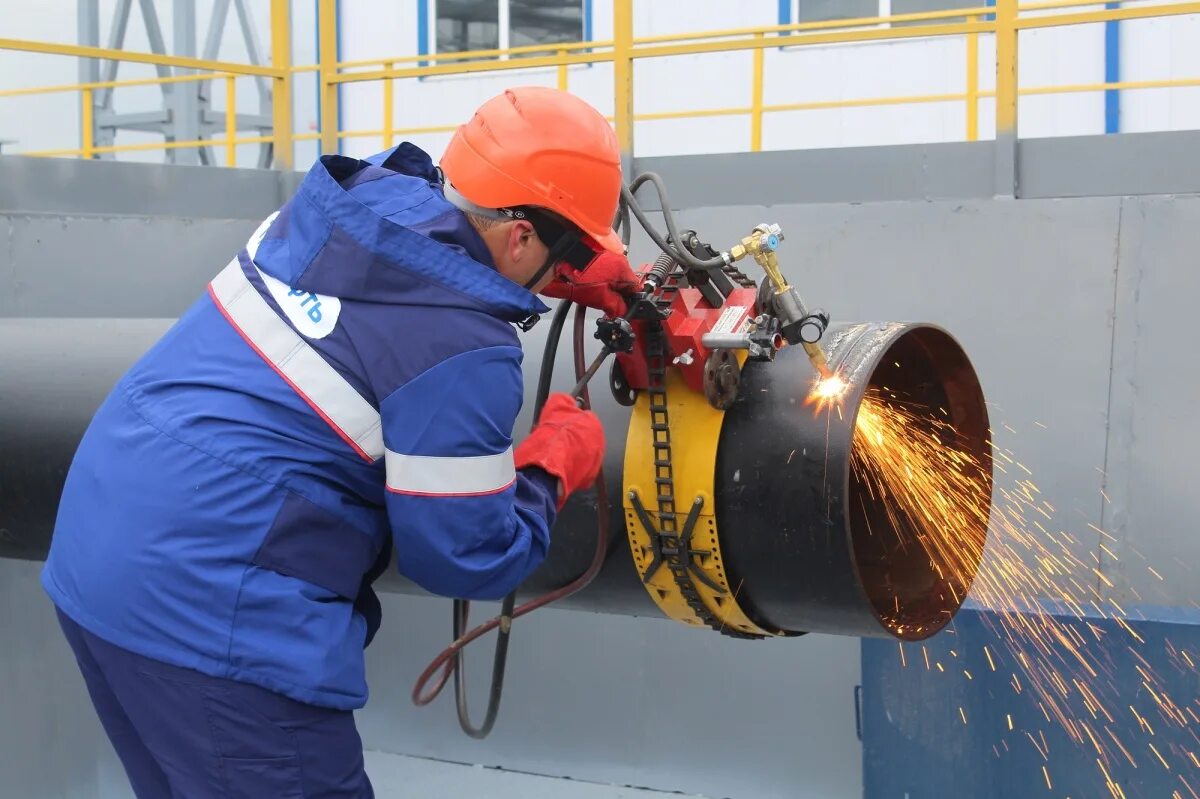 оборудование для нефтегазовой промышленности. монтаж технологического оборудования. автоматизация в нефтегазовой отрасли. монтаж технологического оборудования. монтаж трубопроводов.