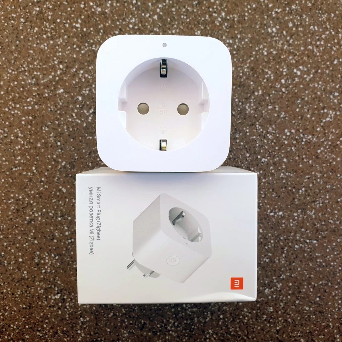 Xiaomi smart 2 eu. Умная розетка Xiaomi mi Smart Power Plug. Умная розетка Xiaomi ZIGBEE. Xiaomi mi Smart Plug ZIGBEE. WIFI розетка Xiaomi.