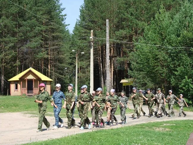 Военно спортивный лагерь. Чехов спортивный лагерь. Соликамские лагеря. Военно-спортивный лагерь Томск. Спортивный лагерь Лидер.