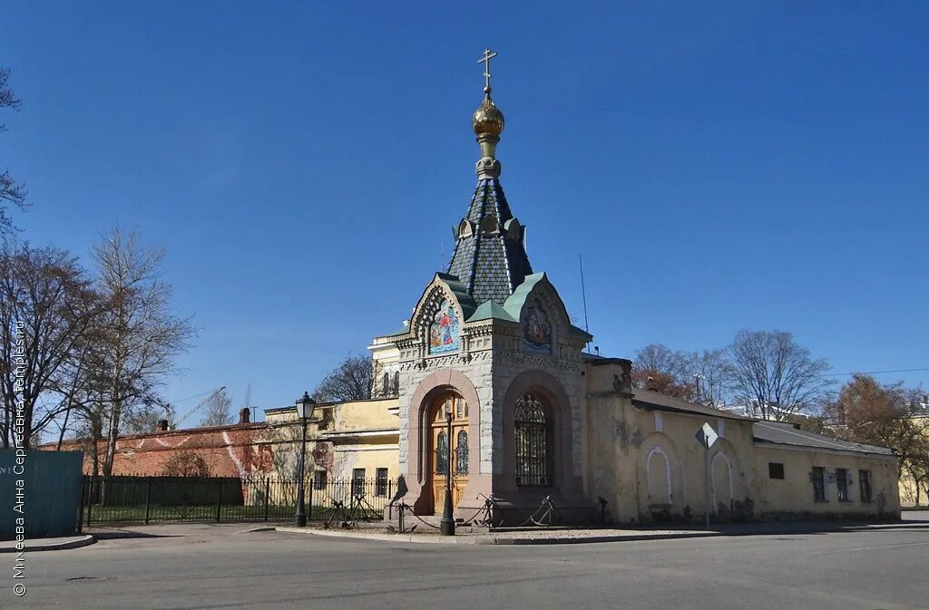 Кронштадт часовня. Часовня спас на водах кронштадт. Кронштадт богоявленская часовня. Тихвинская часовня в кронштадте. Кронштадт часовня.