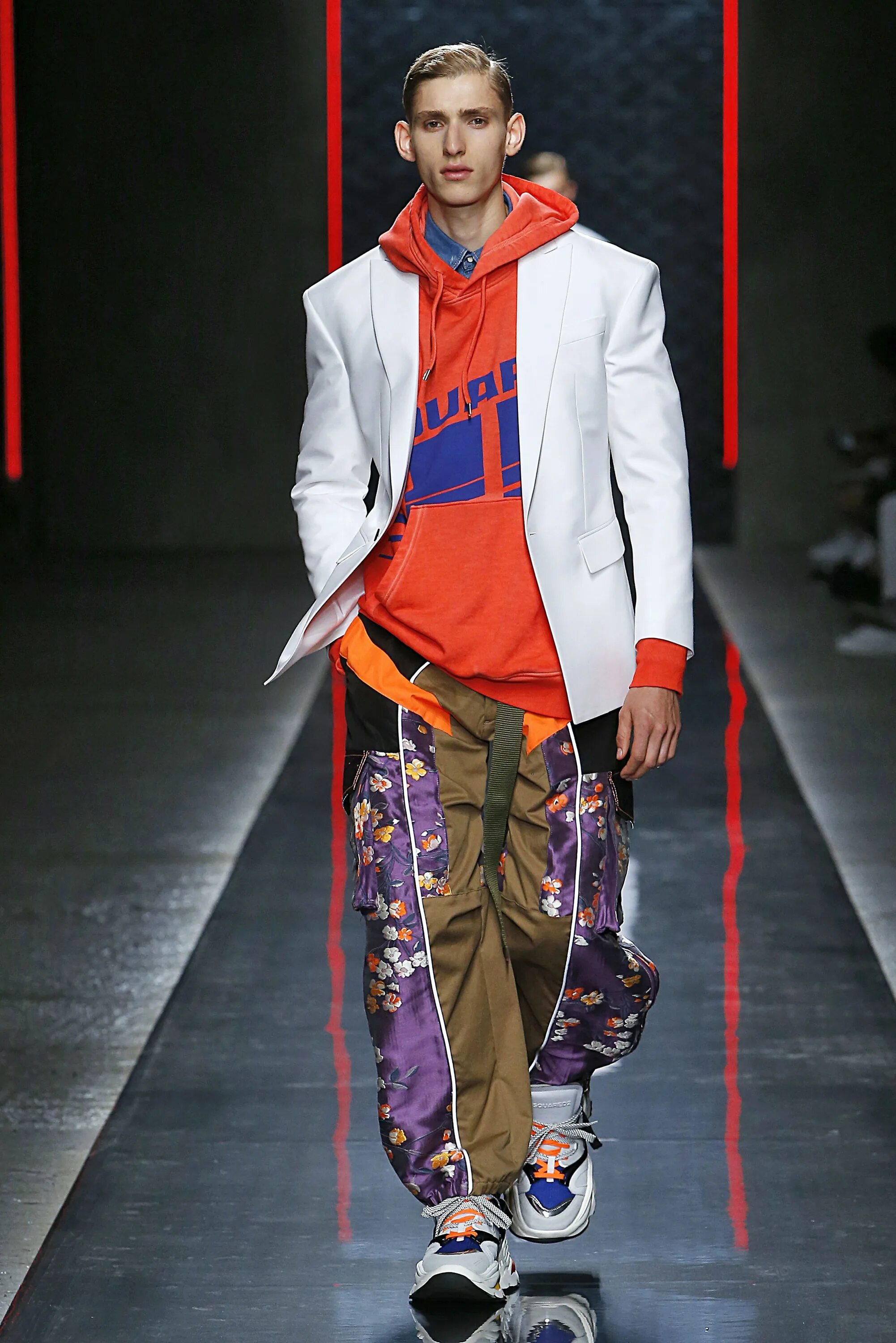 Dsquared2 Spring 2019 Menswear Milan collection - Vogue Mens.. Dsquared Spring 2019. Dsquared 2 мужская коллекция 2023. Dsquared2 коллекция 2018 года. Современные тенденции молодежи