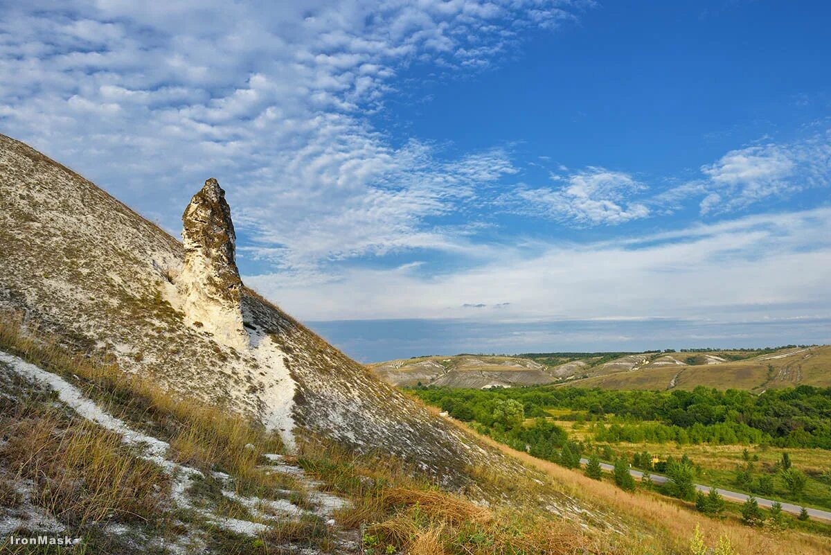 Костомарово монастырь сайт. Костомаровский монастырь. Костомарово Воронежская область. Голгофа Костомарово. Костомаровский Спасский женский монастырь.