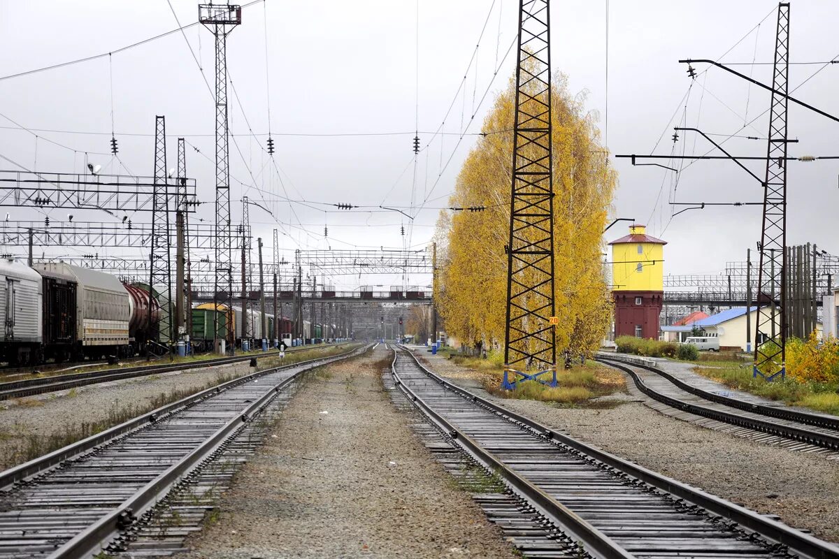 ржд станция екб. пассажирский вокзал свжд екатеринбург. ржд свердловская железная дорога. свердловская станция ржд. свердловская железная дорога депо.