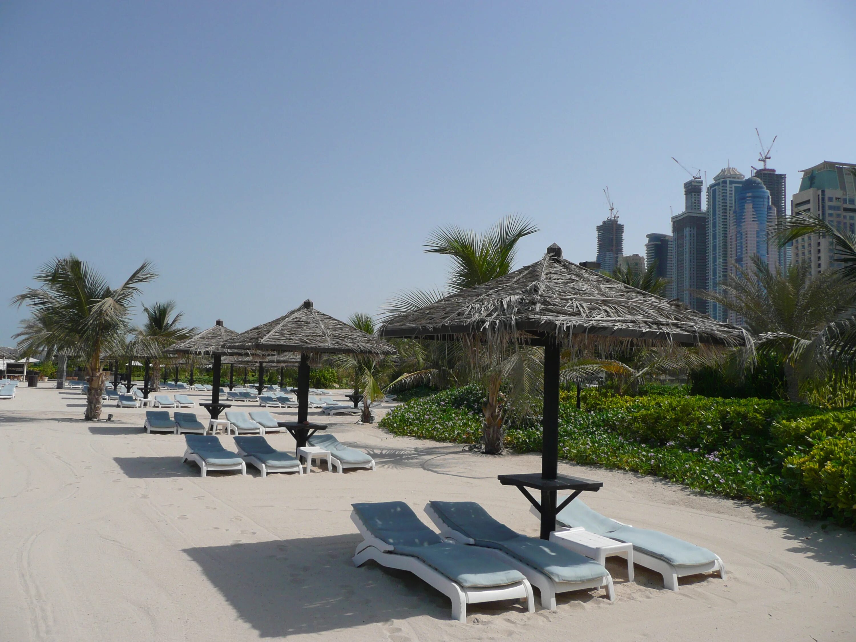 Пляж marina. Пляж jbr в дубае. Пляж marina. Пляж marina. Пляж аль суфух дубай.