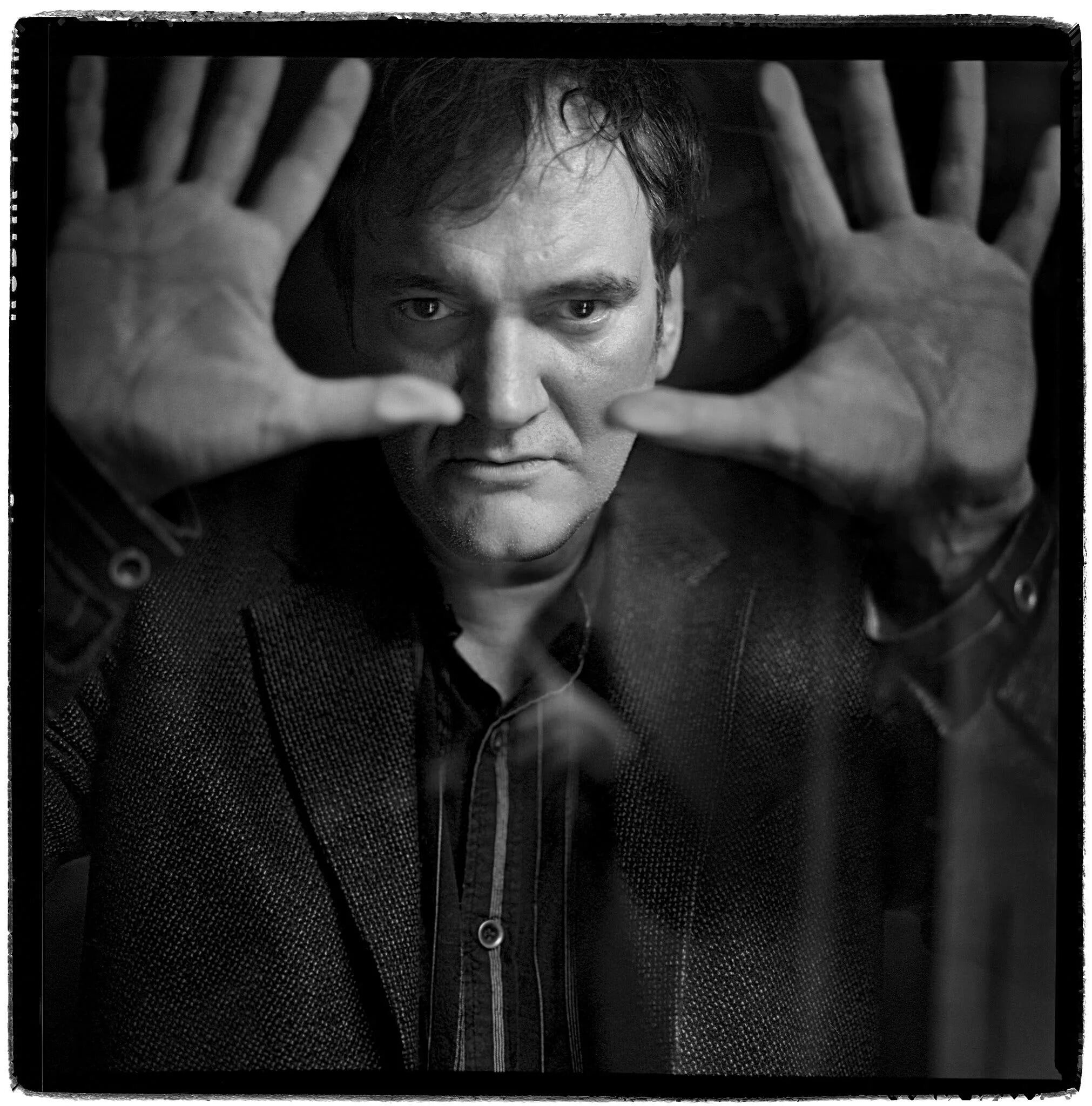 Квентин тарантино книги. Quentin tarantino. квентин тарантино фото. квентин тарантино криминальное чтиво. тарантино молодой.