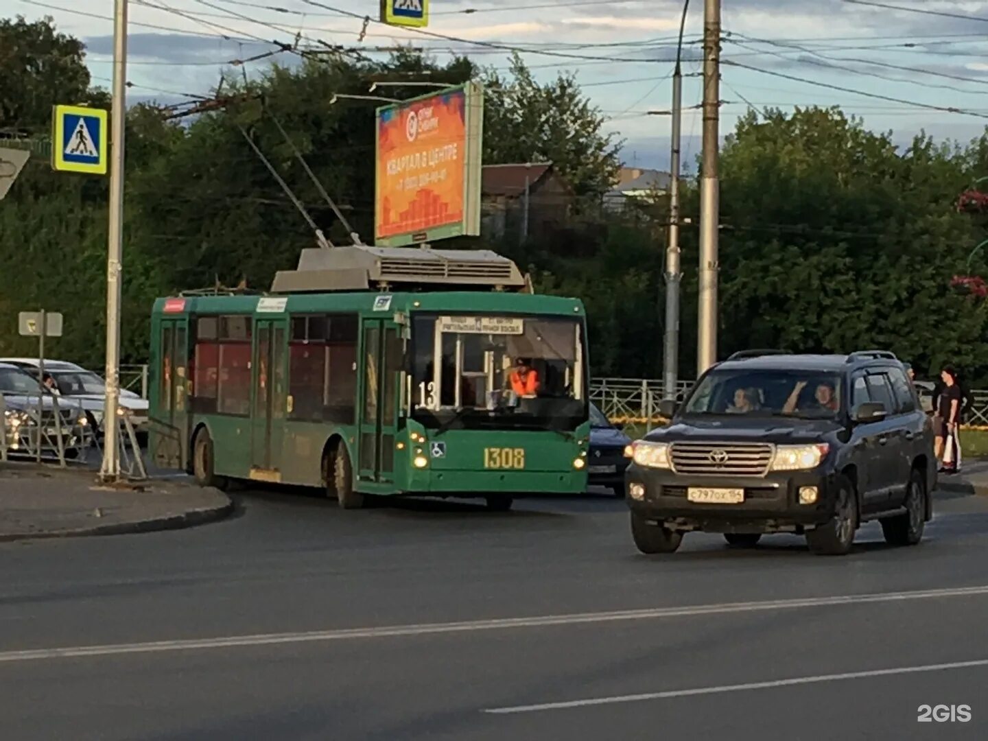 Движения троллейбуса 13. Троллейбус 13 Новосибирск. 13 Троллейбус Новосибирск маршрут. Новосибирский троллейбус 2.. Троллейбус 8 Новосибирск маршрут.