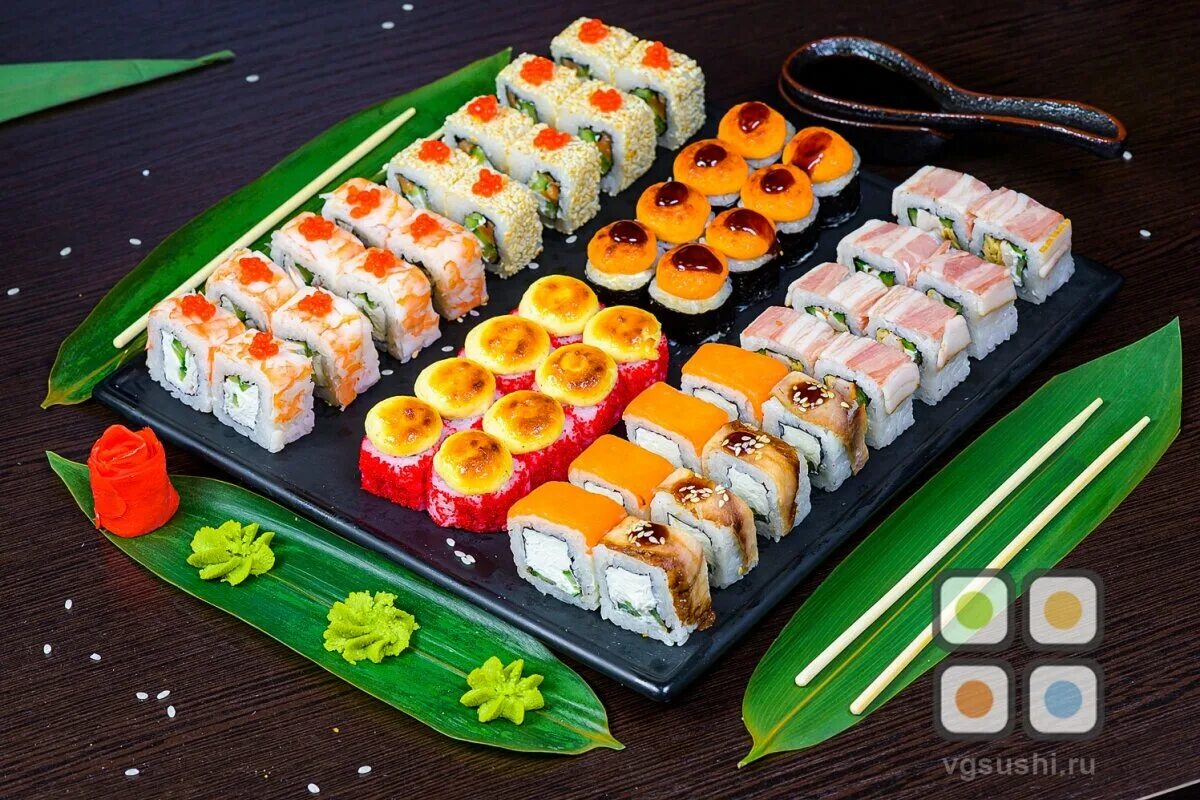 Ролл с киви. Сет октябрь. Ленина 28 электросталь суши вок. Сет роллов. Суши вок воронеж 9 января 113а.