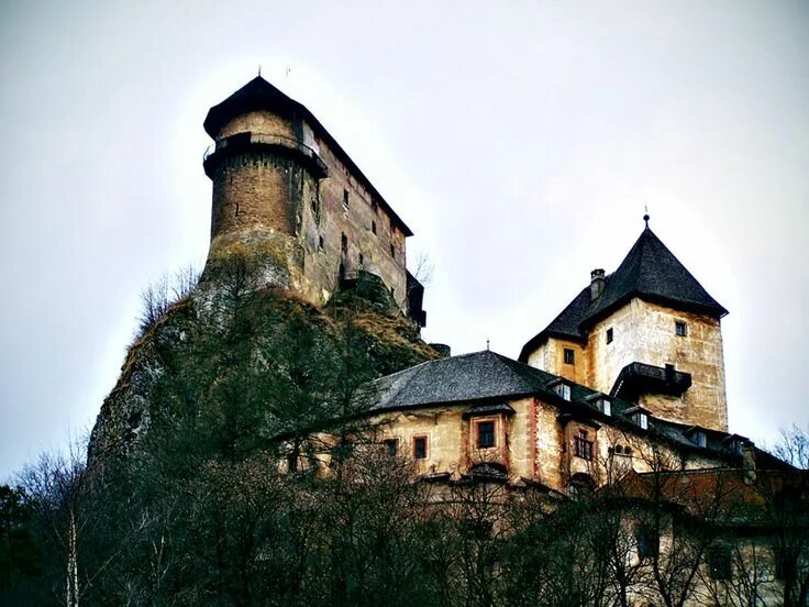 Оравский замок фото Oravský hrad Castle, Places to go, Architecture sketch