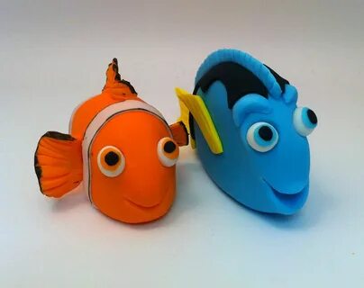 Fondant Nemo and Dory Finding nemo cake, Cake decorating with fondant.