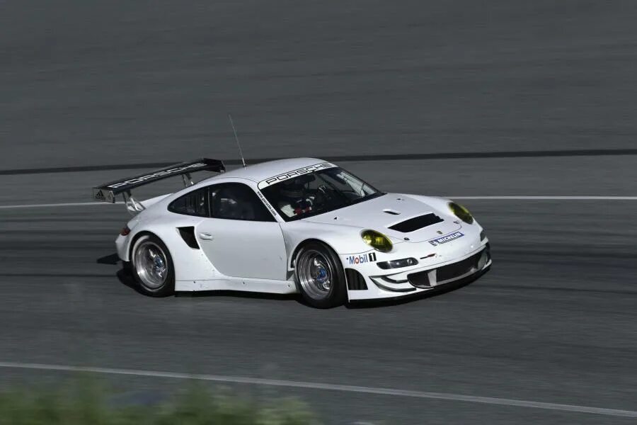 Оригинальное фото инструкции порше 911 рср Porsche 911 Carrera (991) RSR 2013 Креслення Hum3D