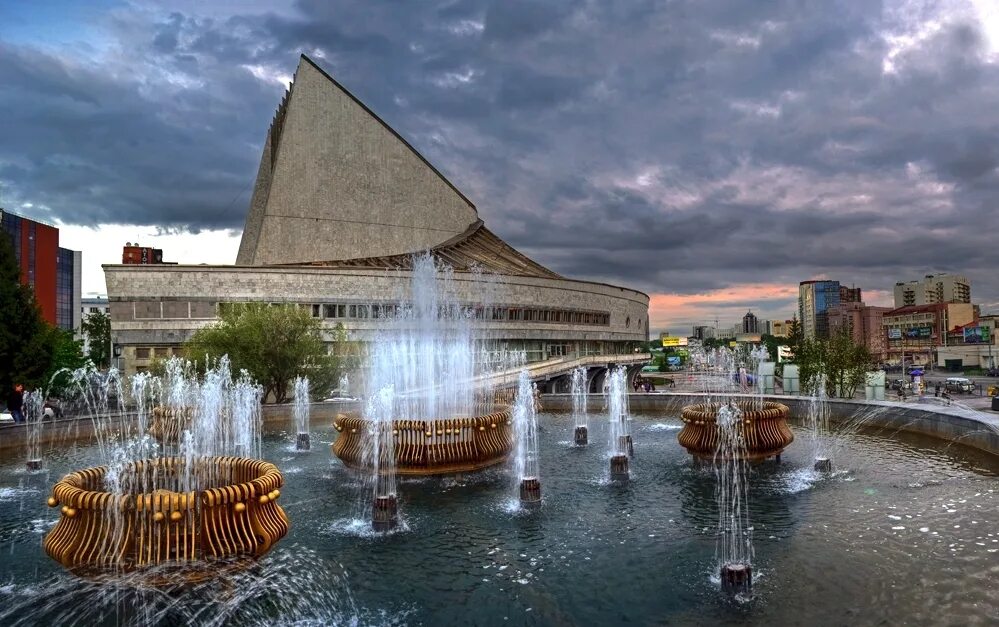 Новосибирск достопримечательности города. Что можно посетить в новосибирске. Жители новосибирска. Что можно посетить в новосибирске. Новосибирск.