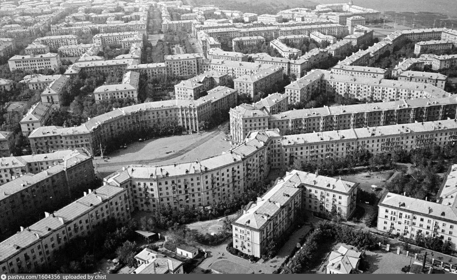 В советские годы созданы города. Москва ссср 1950. Москва ссср улица горького 1950-е. Великие достижения ссср. Кутузовский проспект 1960е.