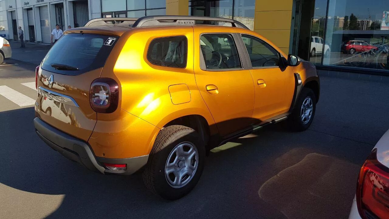 Renault duster 2021 оранжевый. Dacia duster 2. Renault duster 2. Рено дастер 2. Рено дастер 2021.