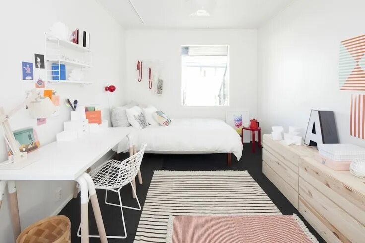 25 способов украшения стены за кроватью в спальне - Roomble.com