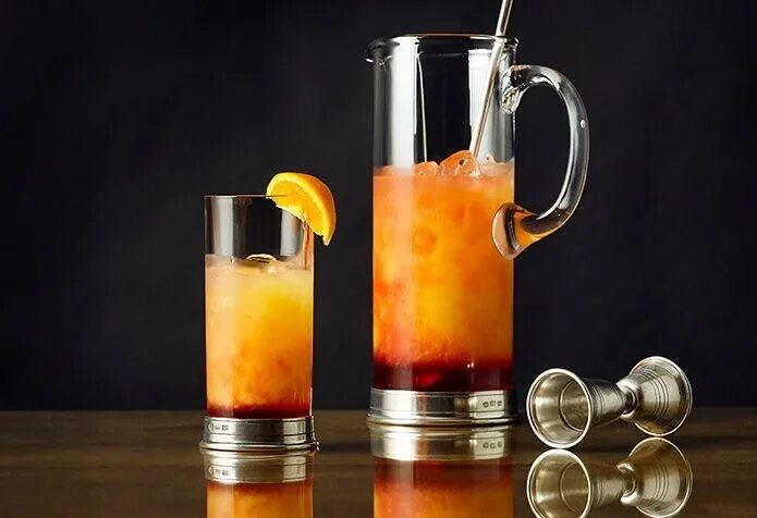 гарибальди (garibaldi) коктейль. гарибальди (garibaldi) коктейль. гарибальди напиток. коктейль теннесси гарибальди. гарибальди коктейль.