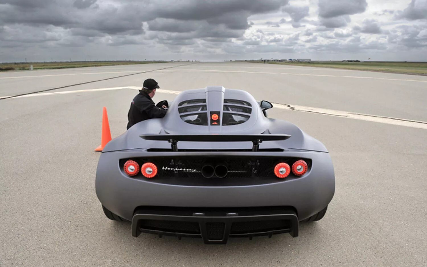 Машина том 1. Hennessey Venom gt. Машина Hennessey Venom gt. Hennessey Venom gt 2. Hennessey Venom gt 2010.