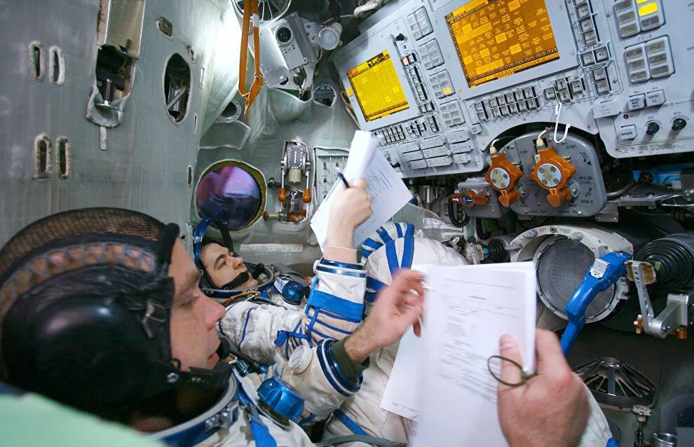 Сколько учиться на космонавта