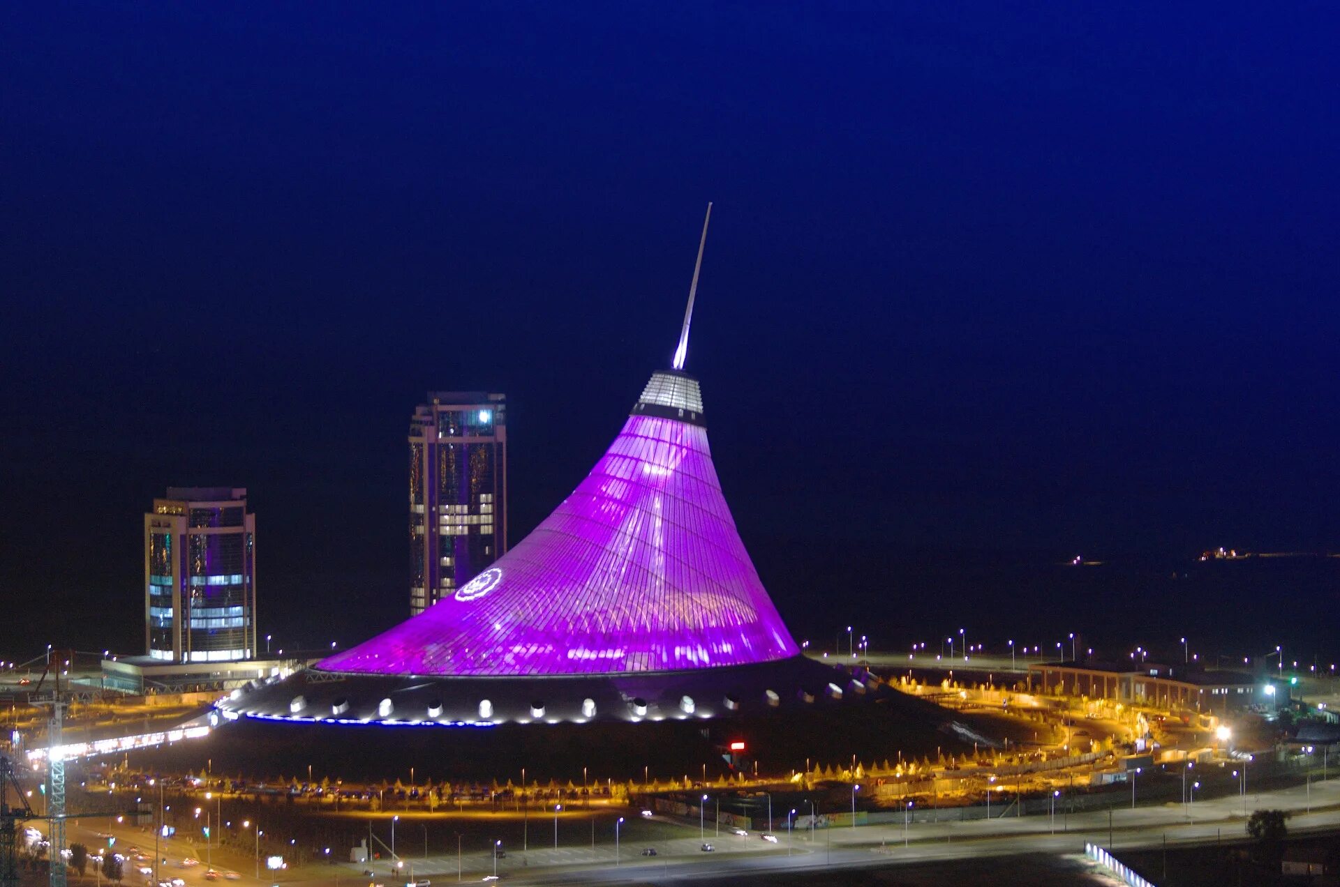 Столица казахстана 2022. Хан шатыр нурсултан астана. Нурсултан астана. Хан шатыр зимой. Нурсултан столица казахстана.