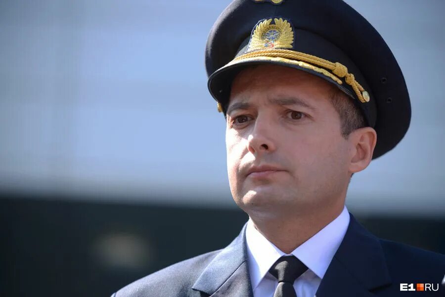 Юсупов пилот. Юсупов посадил самолет. Юсупов самолет кукурузное поле. Юсупов посадил самолет. Юсупов летчик посадил самолет.