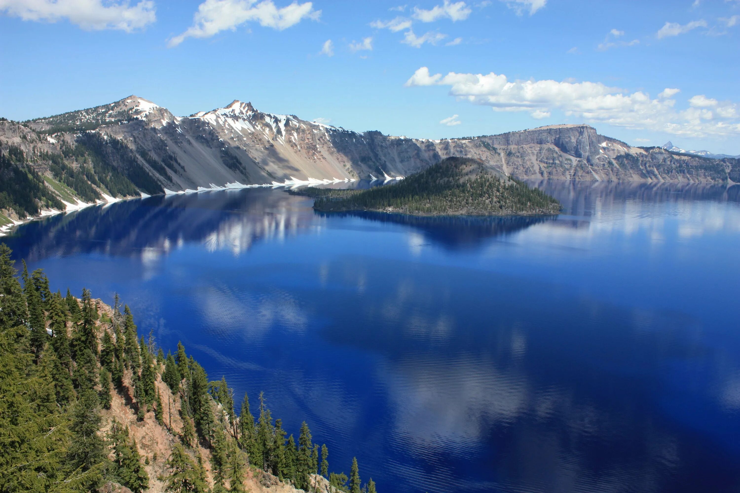 Озеро Крейтер. Озеро Крейтер США. Большое Медвежье озеро Канада. Великие озера Канады. Самое большое озеро в великих озерах