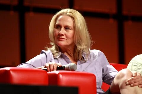 Andrea Thompson (8854706303).jpg. 