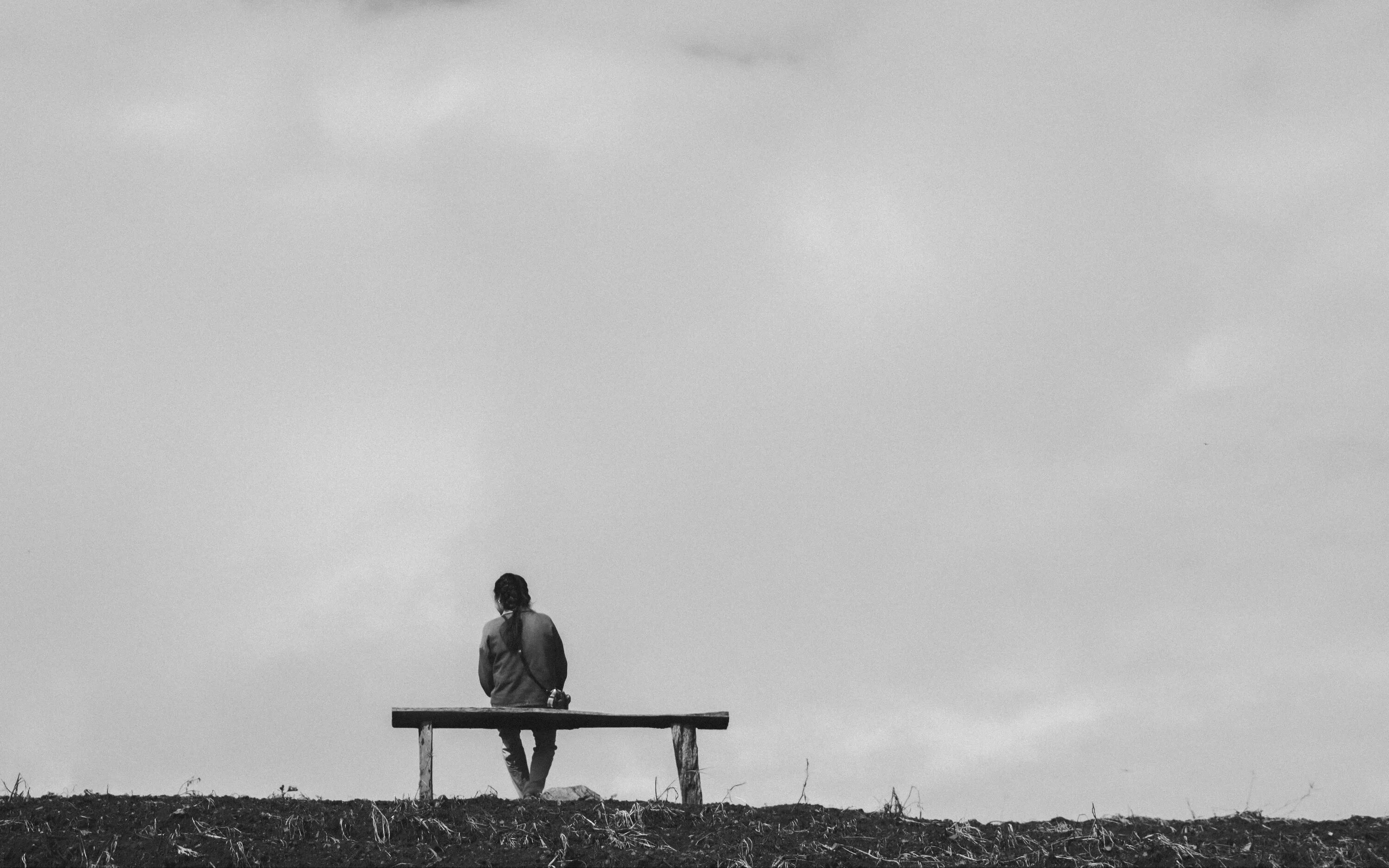 Одииночеств. Ава одиночество. Это одиночество. Грустные фото. Alone без слов.