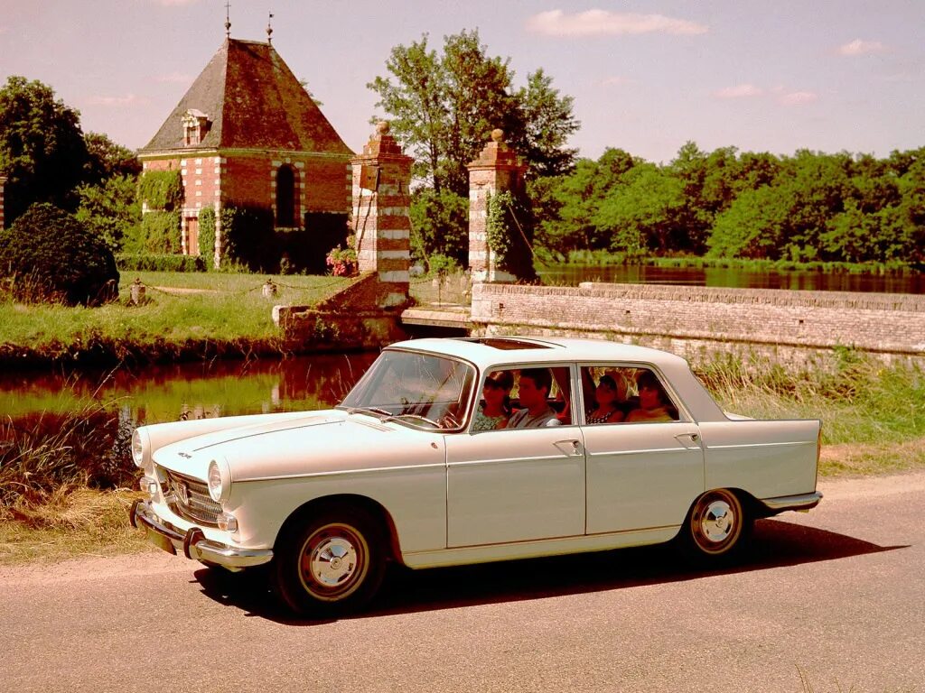 Peugeot 404. Peugeot 404 универсал. Renault седан 1960. Peugeot 1960.