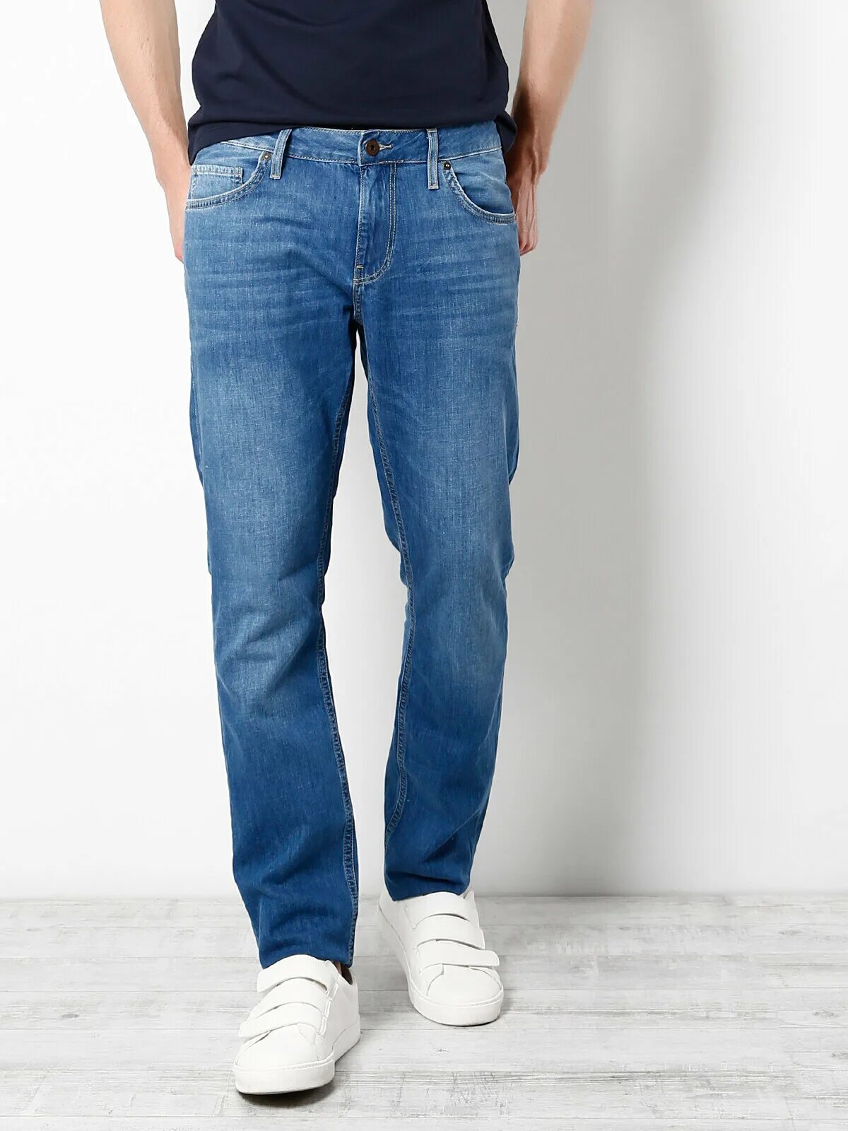 Straight джинсы мужские. Мужские футболка и джинсы colins. 044 karl straight fit low rise straight leg cont 19. colin&#039;s jeans страны.