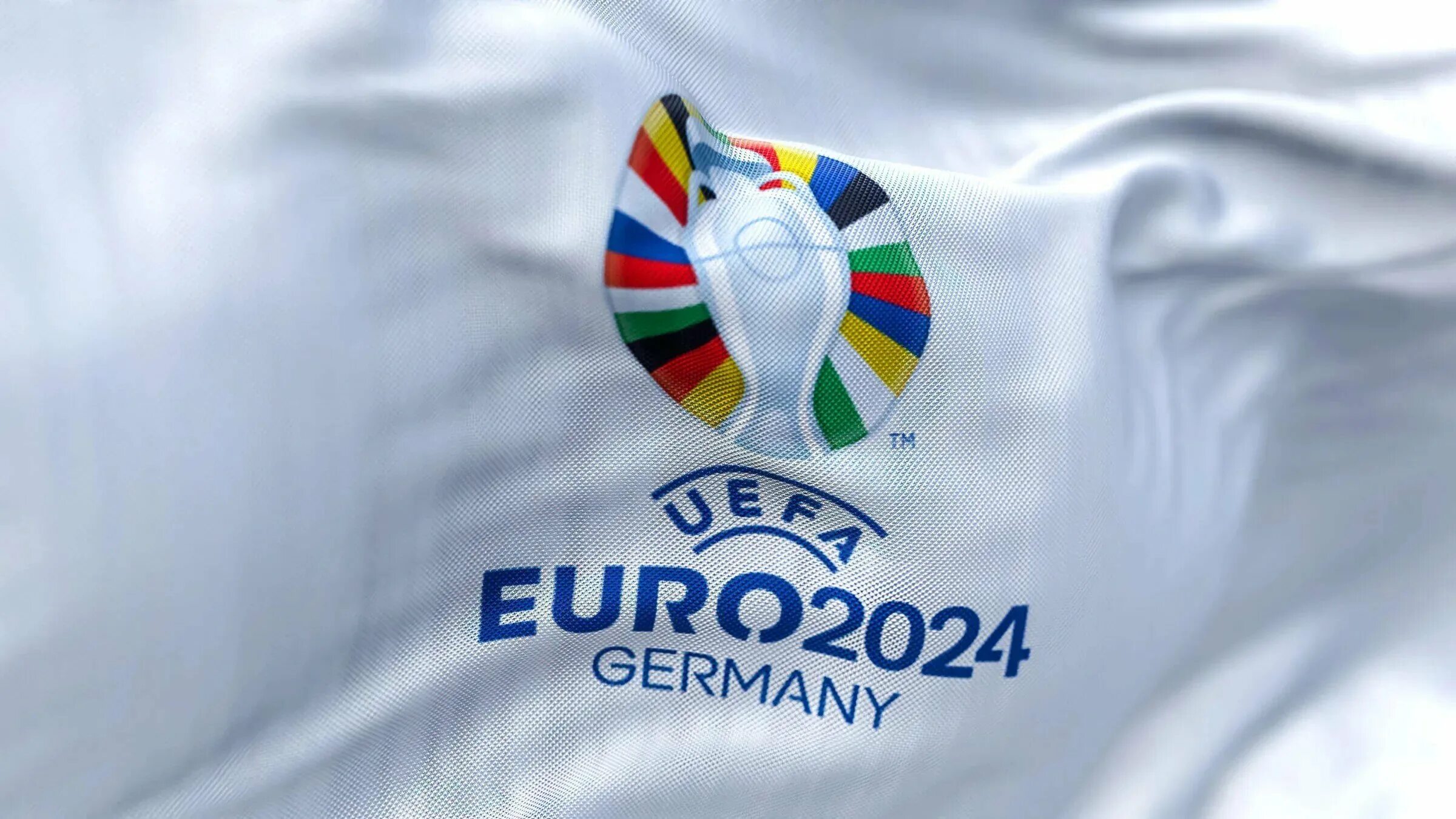 Uefa euro 2024. Uefa euro 2024 ticket. Логотип евро 2020 по футболу. Трофей евро 2020. Логотип чемпионата европы 2024.