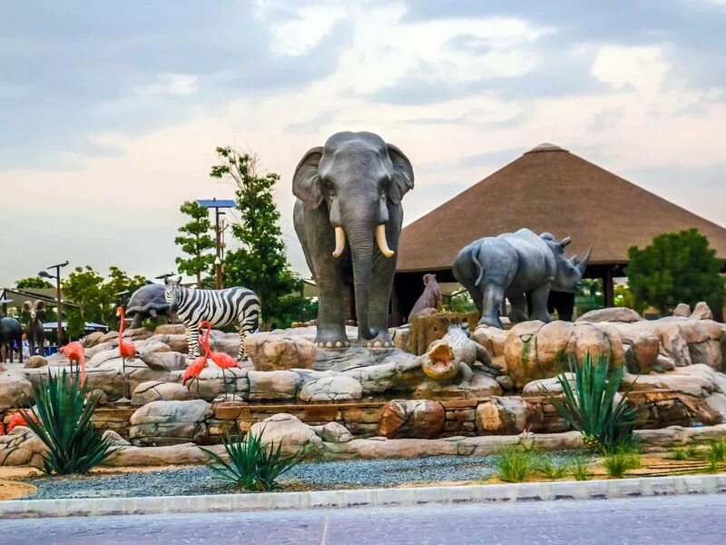 Сафари парк в индонезии. Safari park бали. The safari park. Зоопарк бали. The safari park.