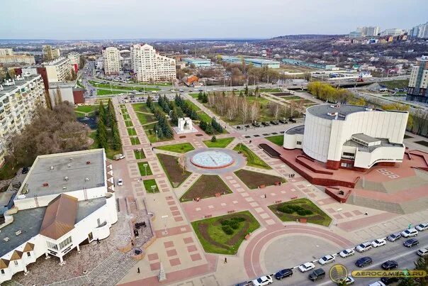 Где можно распечатать в белгороде. Музейная площадь белгород. белгород весной. весна в белгороде. парк жбк белгород.