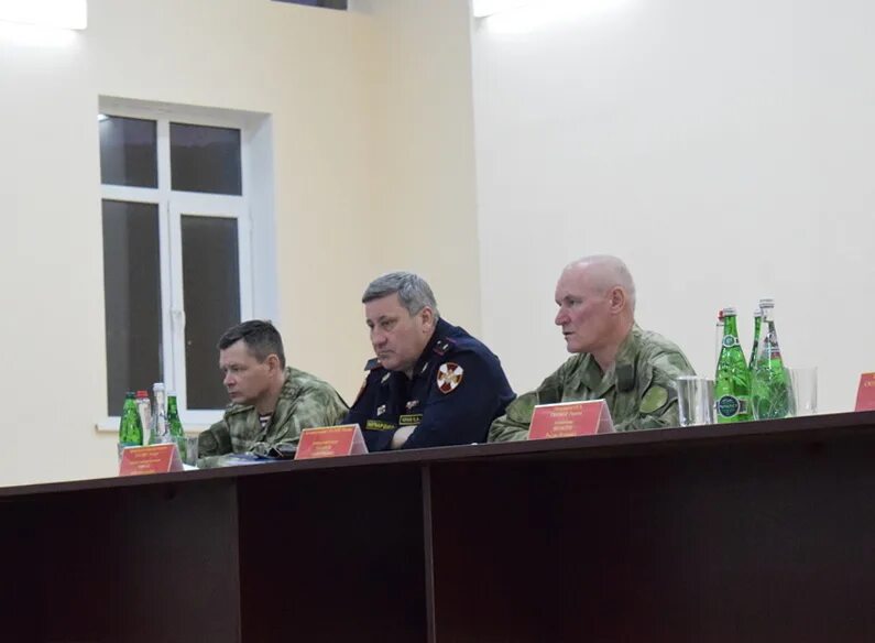 Руководитель территориального управления. Начальник управления росгвардии по республике дагестан. сергеем захаровым командующий северо кавказским округом. командующий северо кавказским округом росгвардии захаров новый. командующий ско внг захаров визит в республике дагестан.