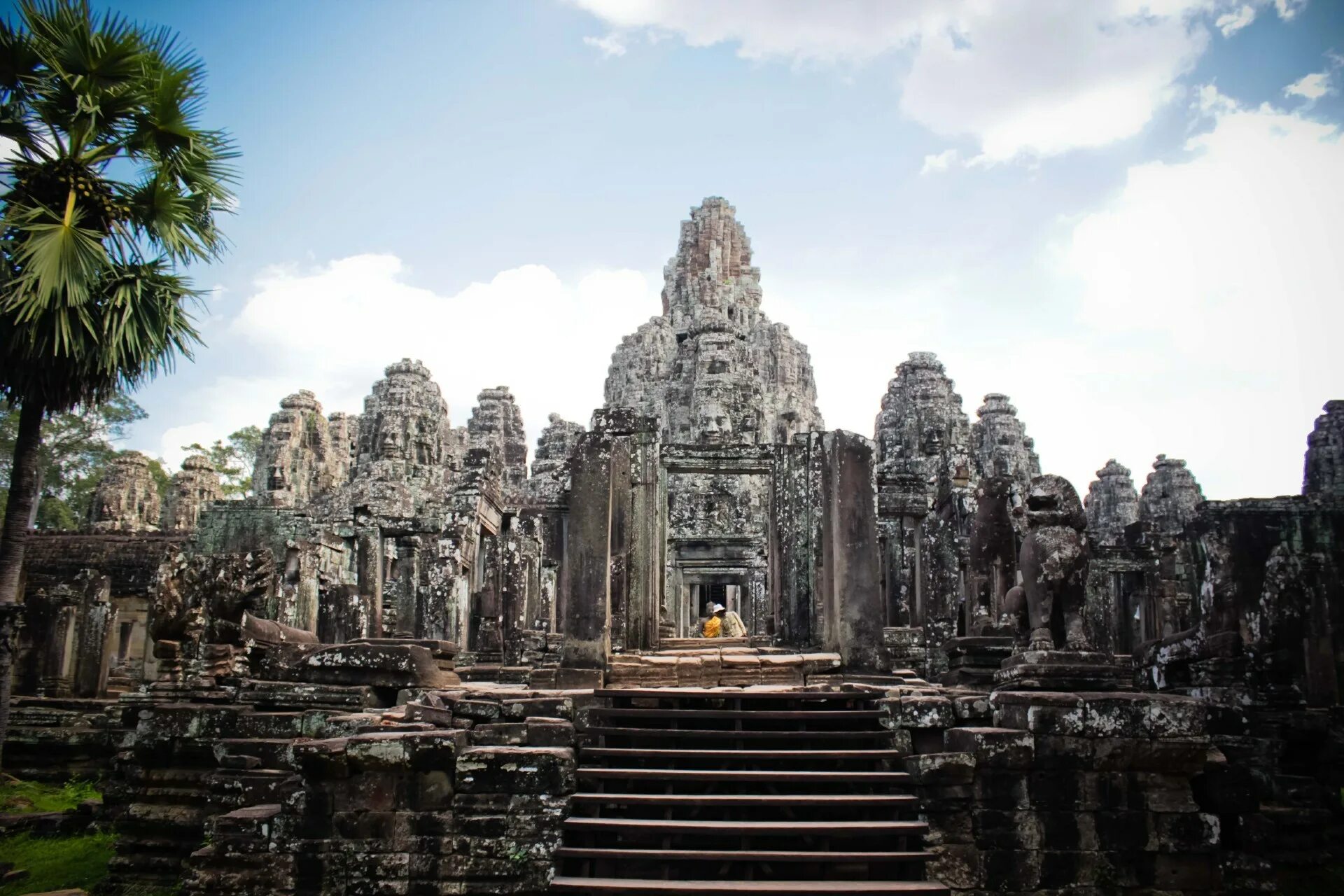 Ангкор-ват Камбоджа. Храм Ангкор. Гигантский храмовый комплекс Ангкор-ват. Анкор храмовый комплекс Камбоджа.