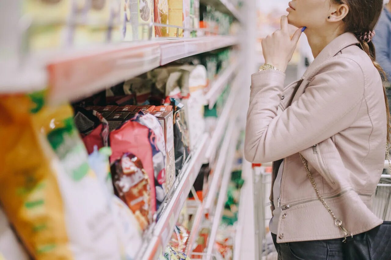 Товар идет. Российские ритейлеры. продукты в регионе подорожали. российские товары. торговый бизнес в россии.