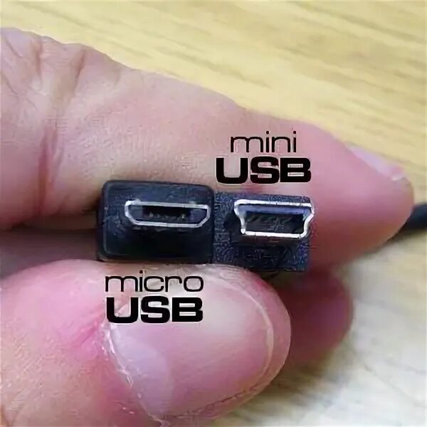 Как отличить мини. Мини USB И микро USB отличия. Mini USB vs Micro USB. Mini и Micro USB отличия. Mini USB И Micro USB разница.