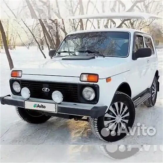 Авито нива 2013 год. Нива 21214 2011 года беляево. Нива 21214 2011 года беляево. Малиновый цвет нива 2121. Авито нива 2013 год.